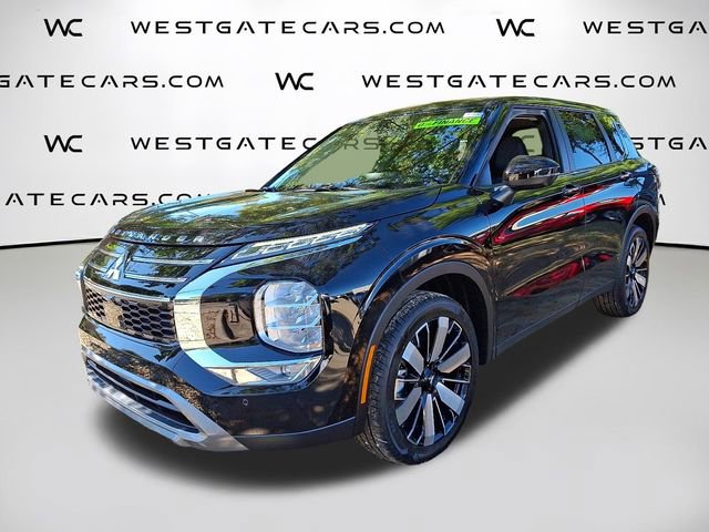 New 2025 Mitsubishi Outlander SE