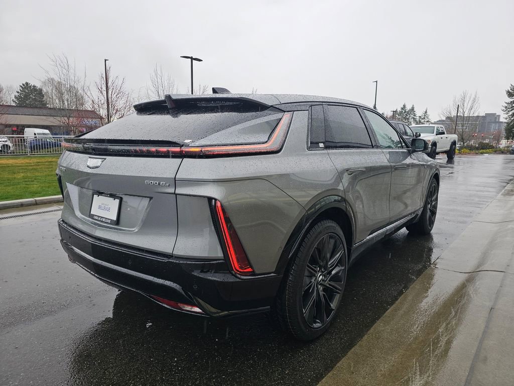 New 2026 Cadillac Lyriq Signature Sport image 7