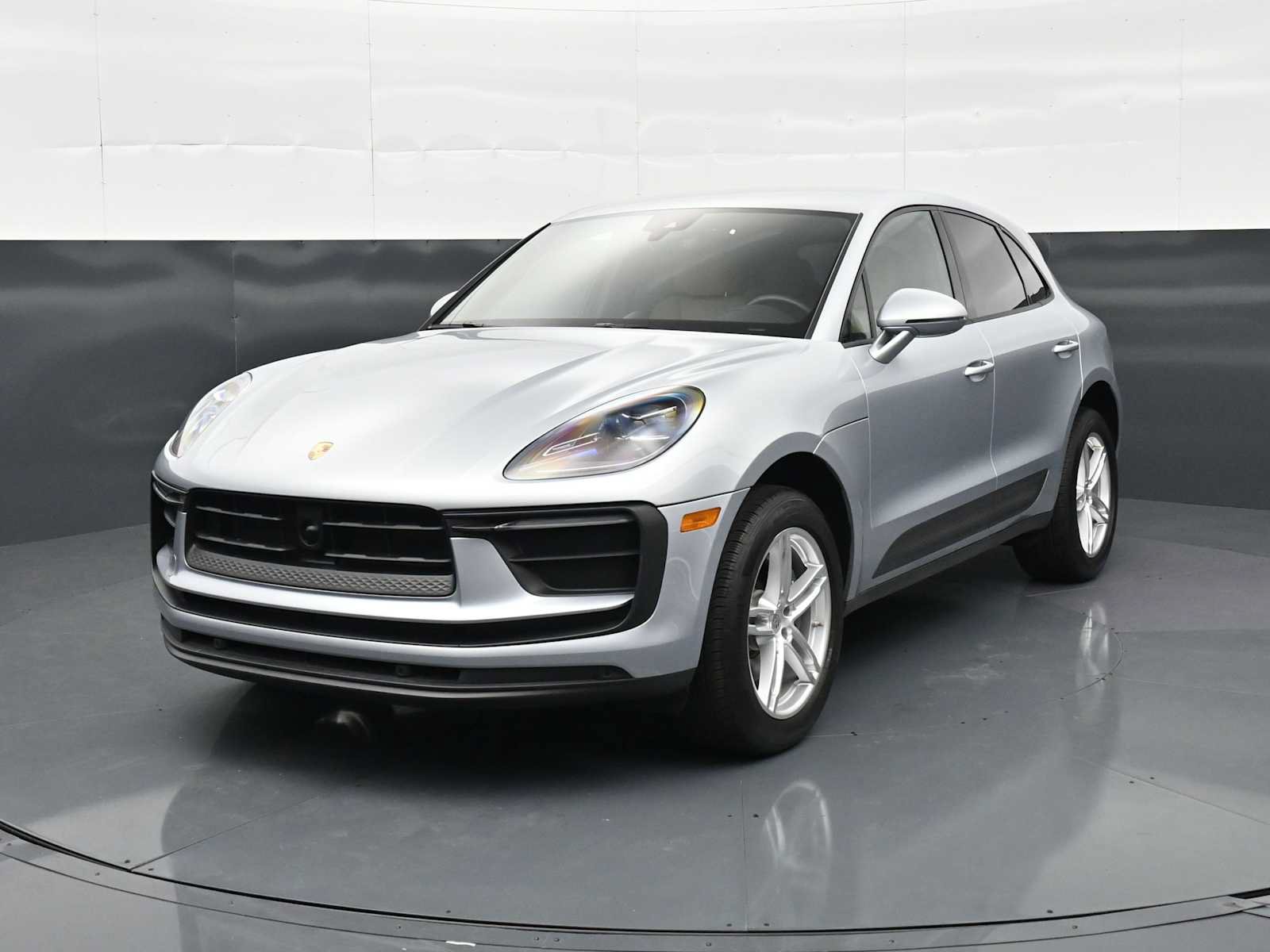 Certified 2025 Porsche Macan