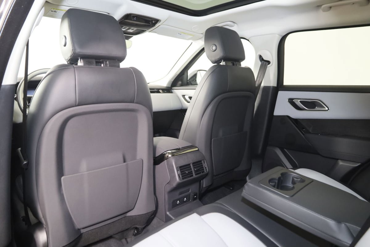 Used 2025 Land Rover Range Rover Velar Dynamic SE image 50