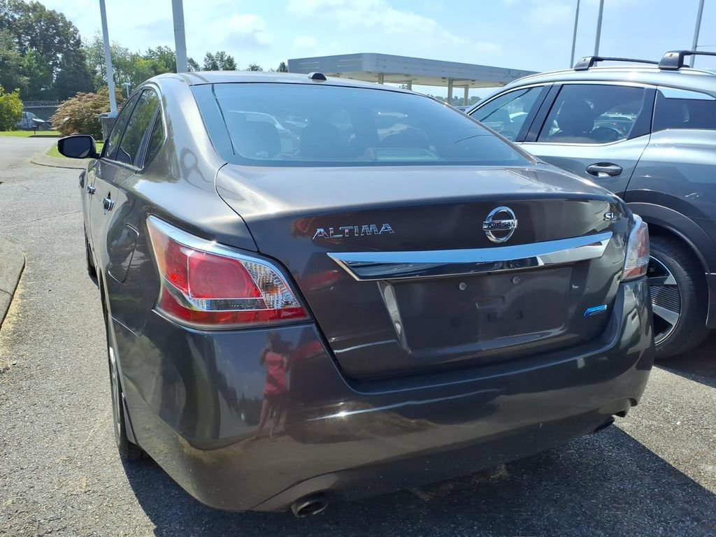 Used 2014 Nissan Altima 2.5 SL w/ Technology Package FWD image 3