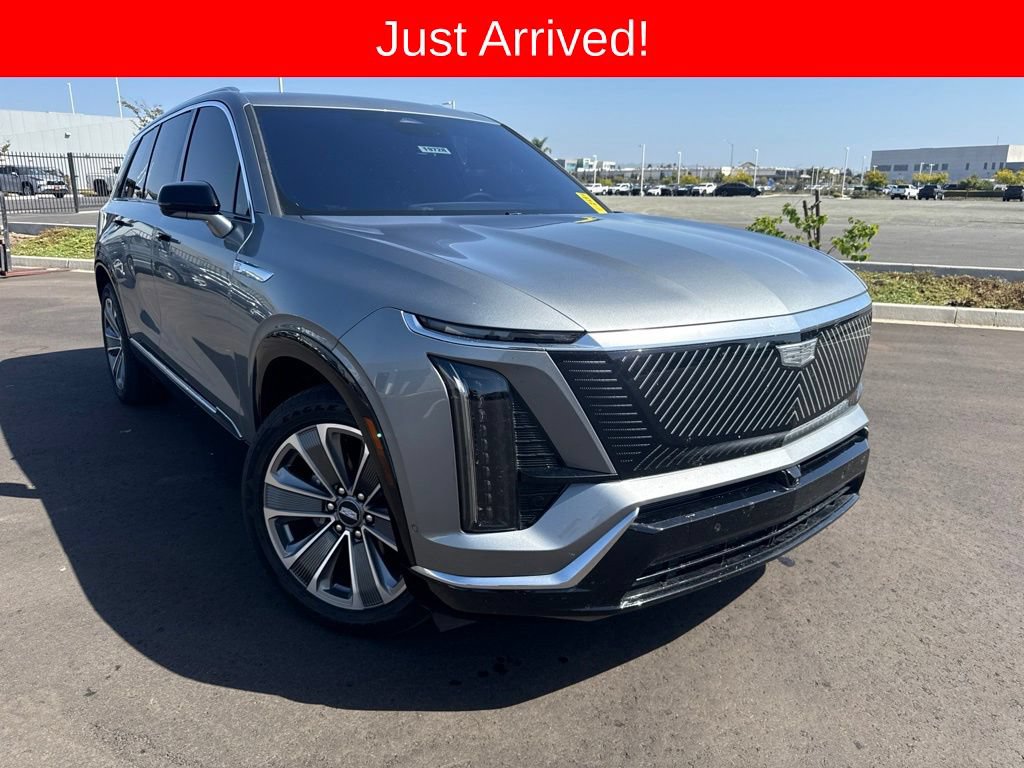 Used 2026 Cadillac Vistiq Luxury