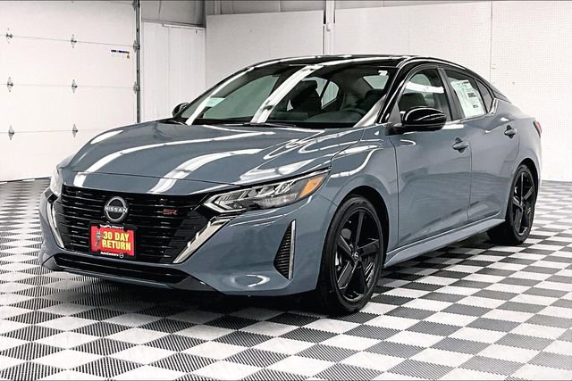 New 2025 Nissan Sentra SR w/ SR Premium Package image 3