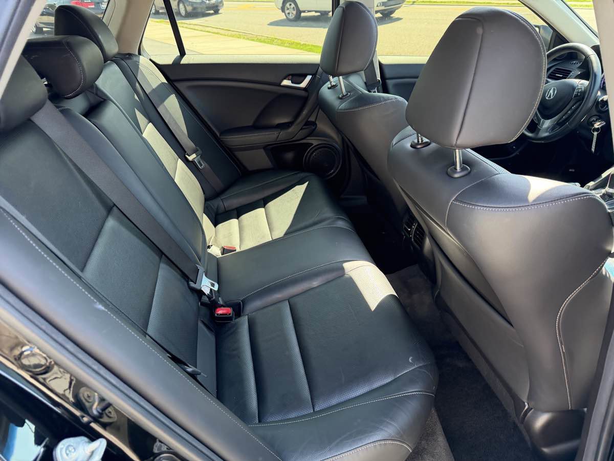 Used 2012 Acura TSX Sport Wagon FWD image 16