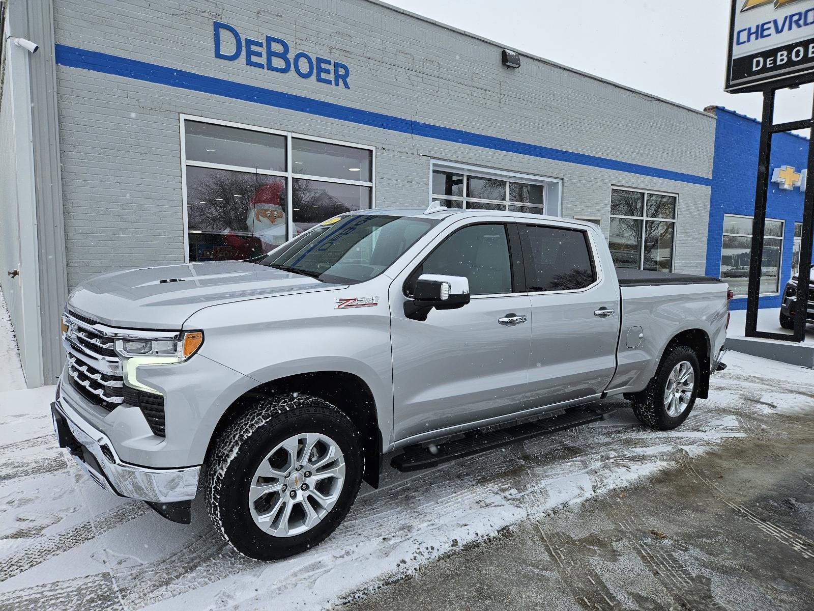 Used 2022 Chevrolet Silverado 1500 LTZ image 1
