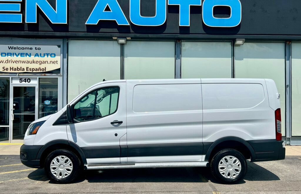 Used 2025 Ford Transit 250 Low Roof w/ Exterior Upgrade Package RWD image 25