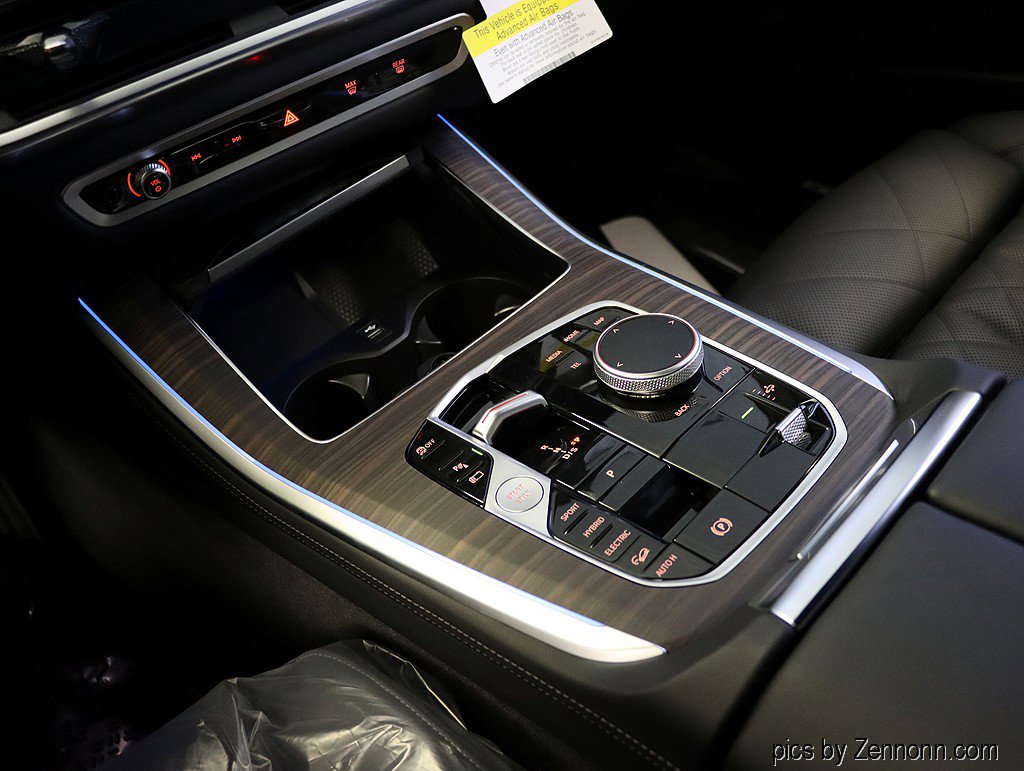 New 2026 BMW X5 xDrive50e w/ Climate Comfort Package AWD/4WD image 25