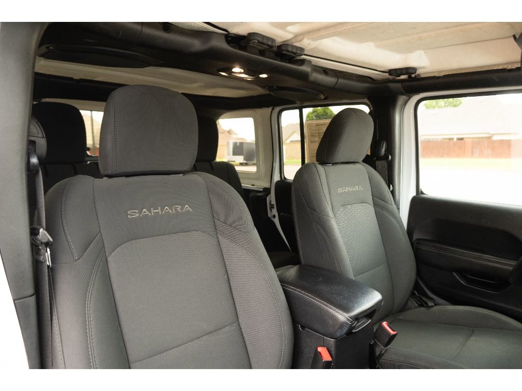 Used 2020 Jeep Wrangler Unlimited Sahara AWD/4WD image 18