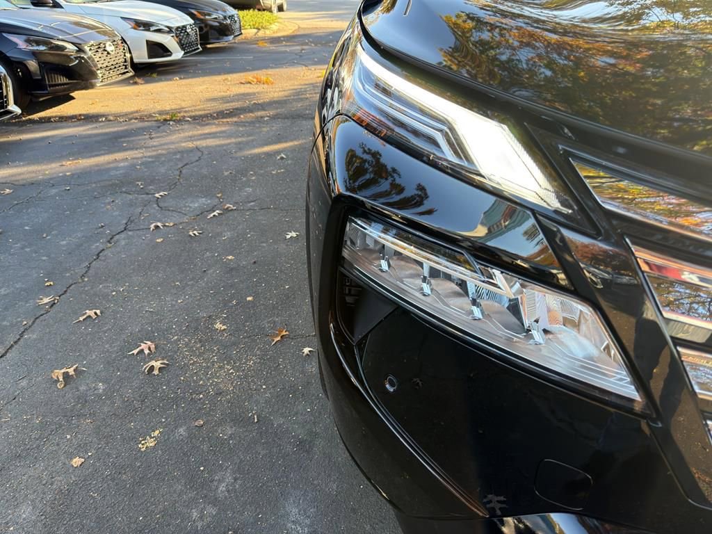 New 2026 Nissan Rogue Platinum image 10