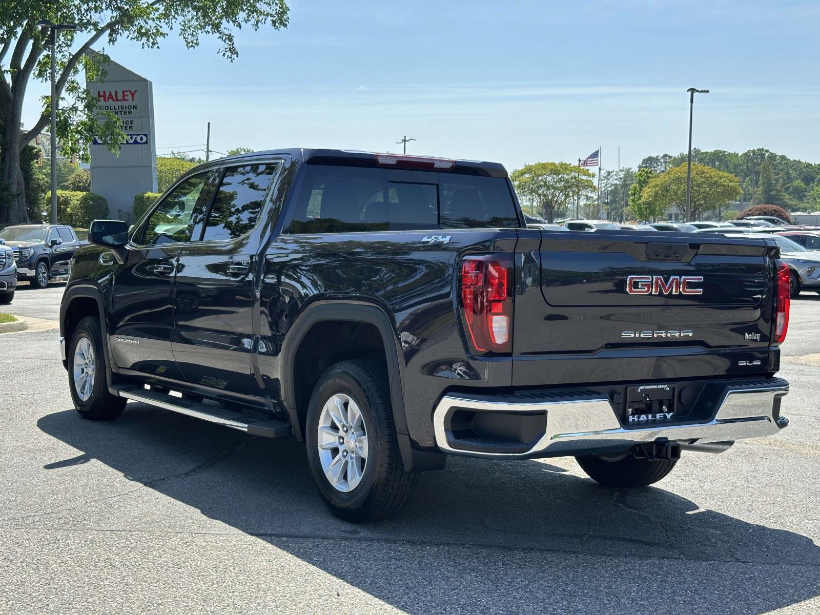 New 2025 GMC Sierra 1500 SLE w/ Preferred Package image 20