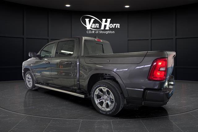 New 2026 RAM 1500 4x4 Crew Cab image 3