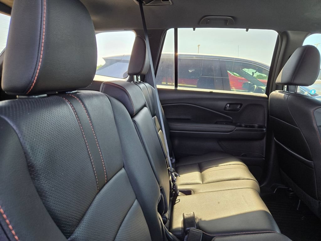 Used 2024 Honda Passport TrailSport image 16