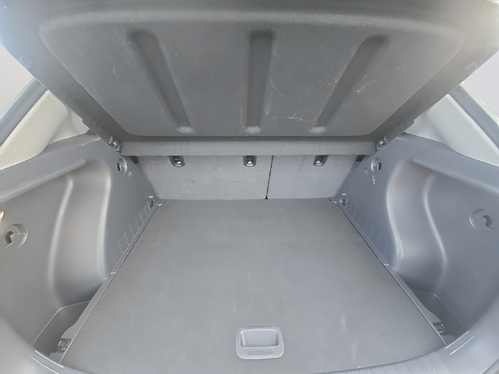 Used 2025 Hyundai Kona SEL FWD image 18