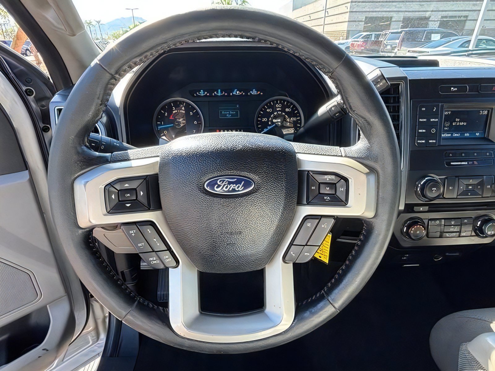 Used 2017 Ford F150 XLT AWD/4WD image 12
