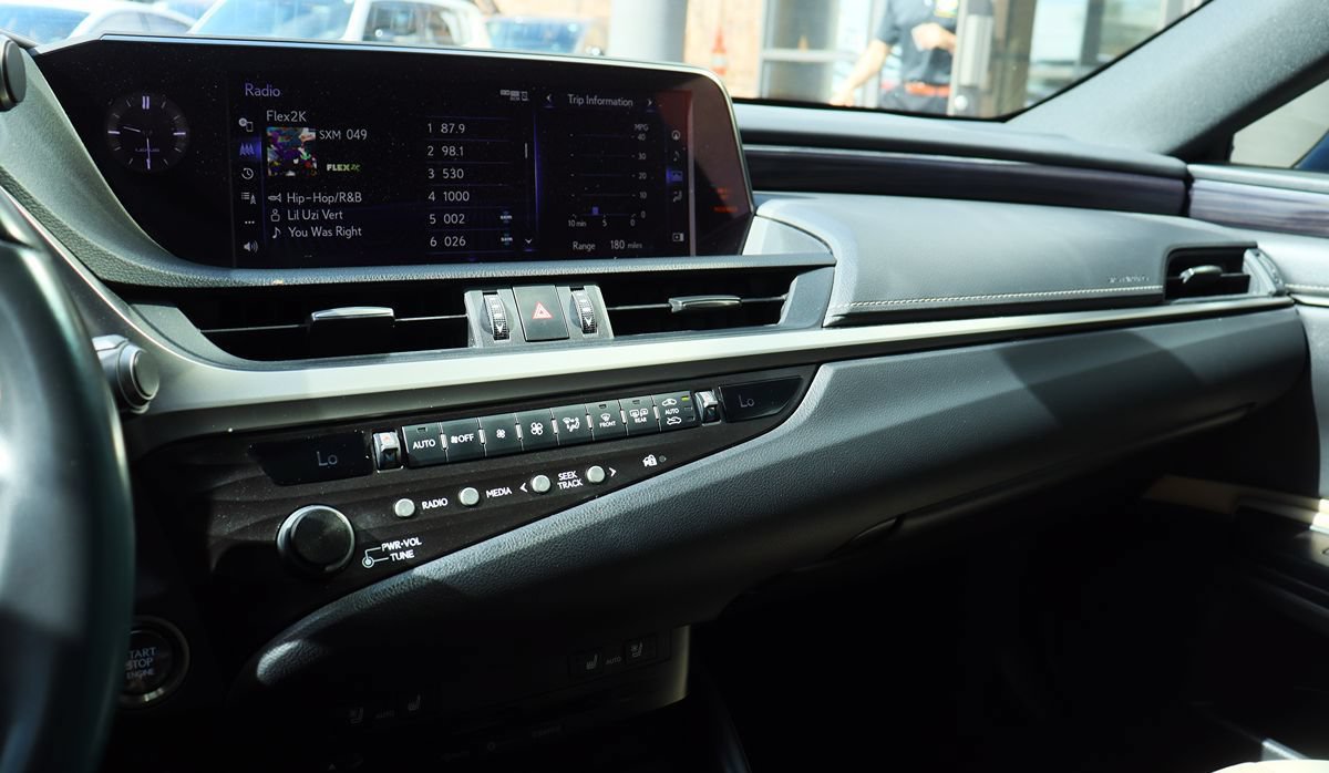 Used 2020 Lexus ES 350 w/ Premium Package FWD image 38