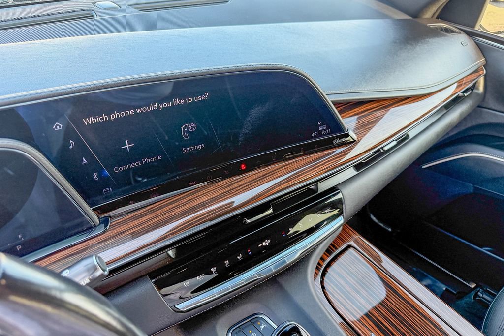 Used 2023 Cadillac Escalade Premium Luxury image 22