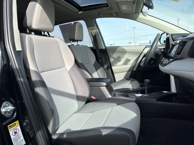 Used 2013 Toyota RAV4 XLE image 24