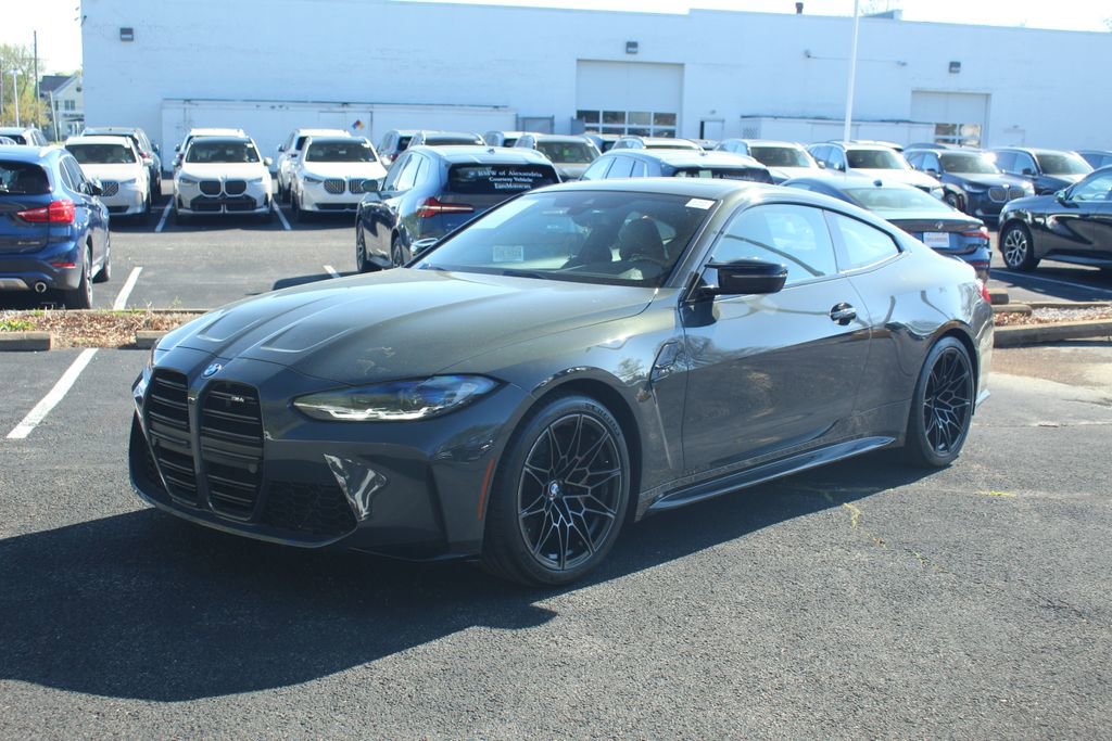 Used 2022 BMW M4 Coupe w/ Executive Package image 4