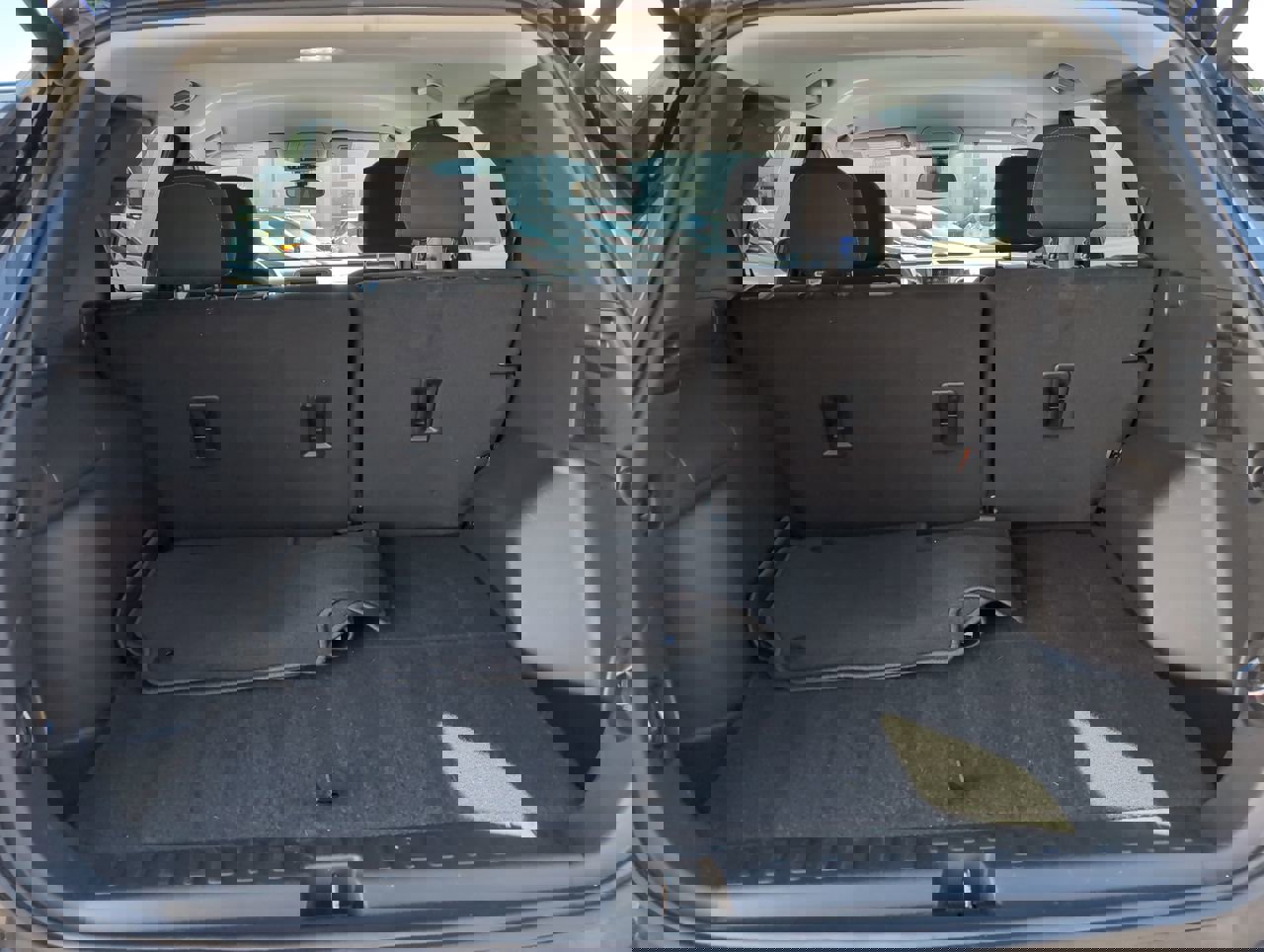 Used 2023 Chevrolet Equinox LT w/ Driver Convenience Package image 14