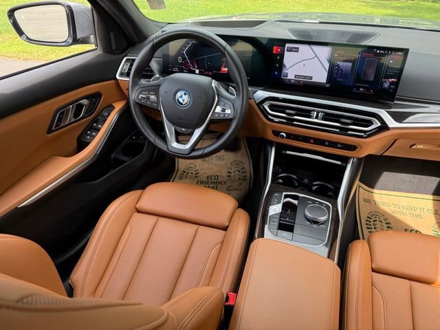 Used 2023 BMW 330e xDrive w/ Premium Package AWD/4WD image 16
