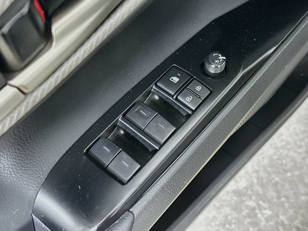Used 2025 Toyota Camry SE FWD image 22