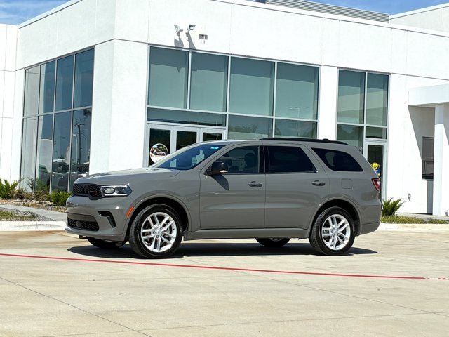 Used 2025 Dodge Durango GT AWD/4WD image 2