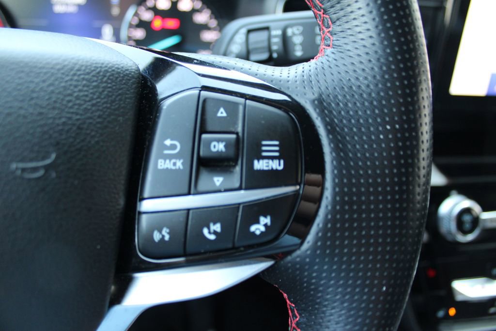 Used 2022 Ford Explorer ST-Line AWD/4WD image 24