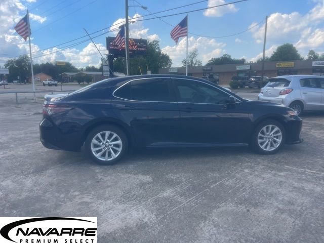 Used 2021 Toyota Camry LE FWD image 9