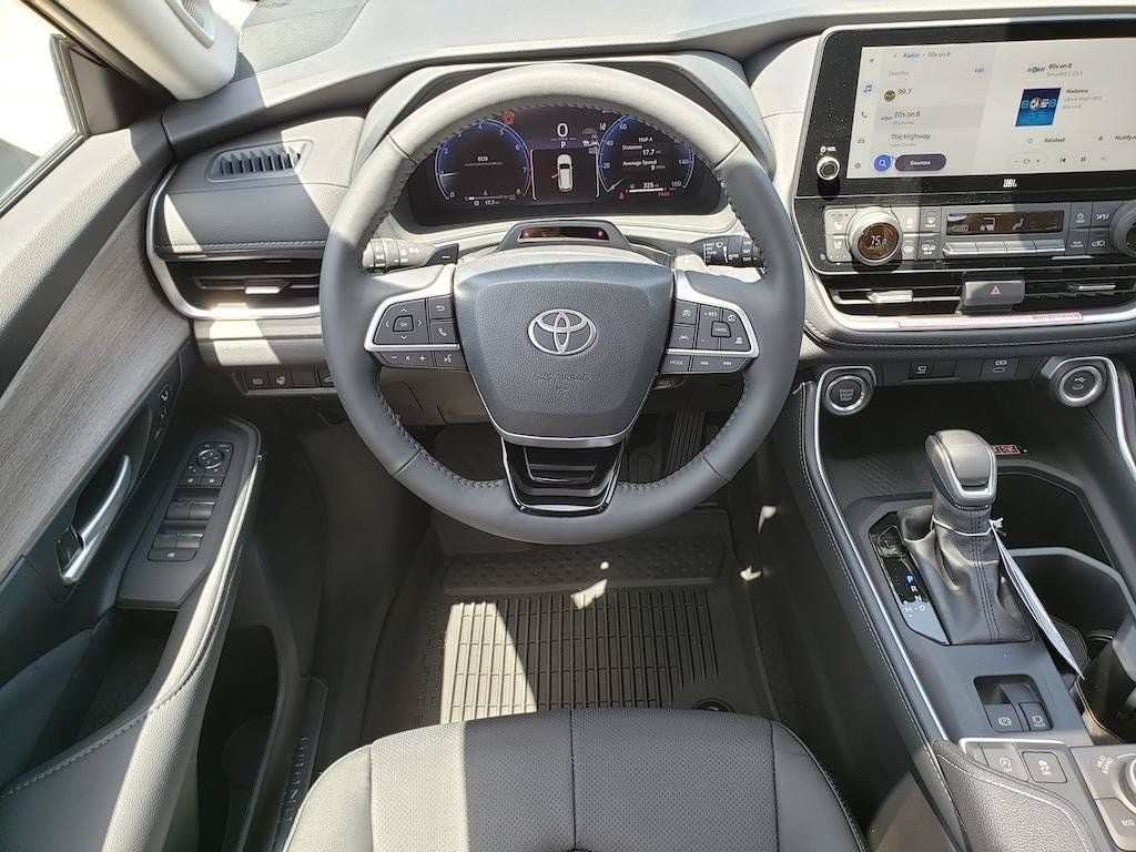 New 2026 Toyota Grand Highlander AWD image 8