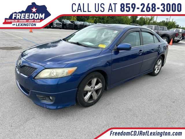 Used 2011 Toyota Camry SE w/ SE Extra-Value Pkg #1