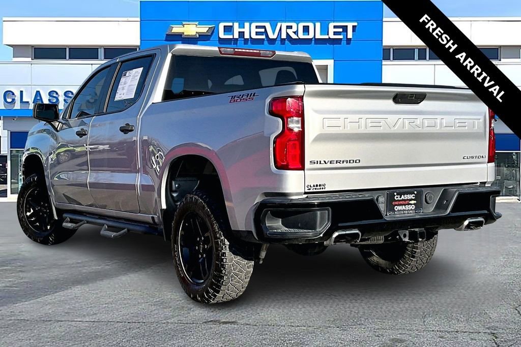 Used 2020 Chevrolet Silverado 1500 Custom Trail Boss w/ Custom Convenience Package image 4