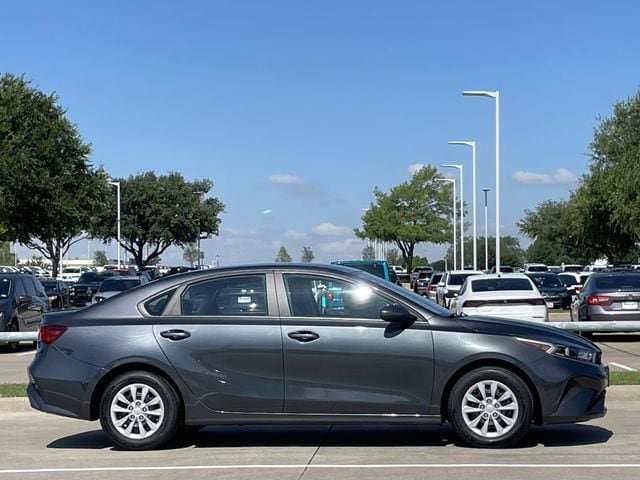 Used 2024 Kia Forte LX FWD image 3