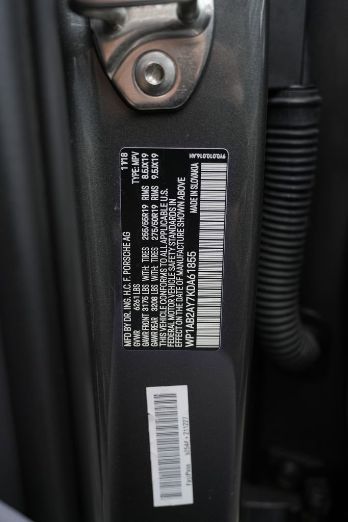 Used 2019 Porsche Cayenne S image 76