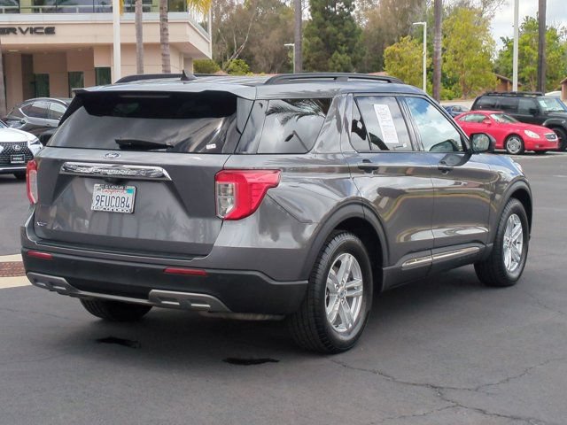 Used 2022 Ford Explorer XLT w/ Equipment Group 202A RWD image 5