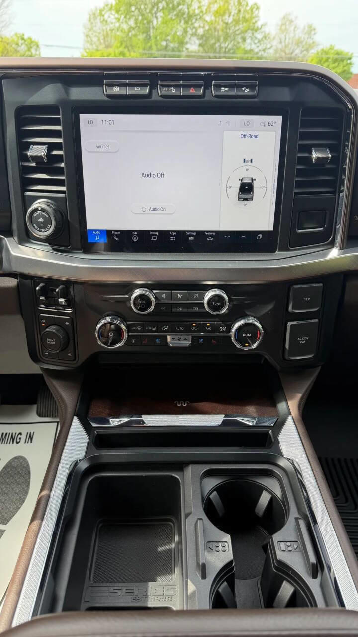 Used 2024 Ford F250 King Ranch w/ Chrome Package image 19