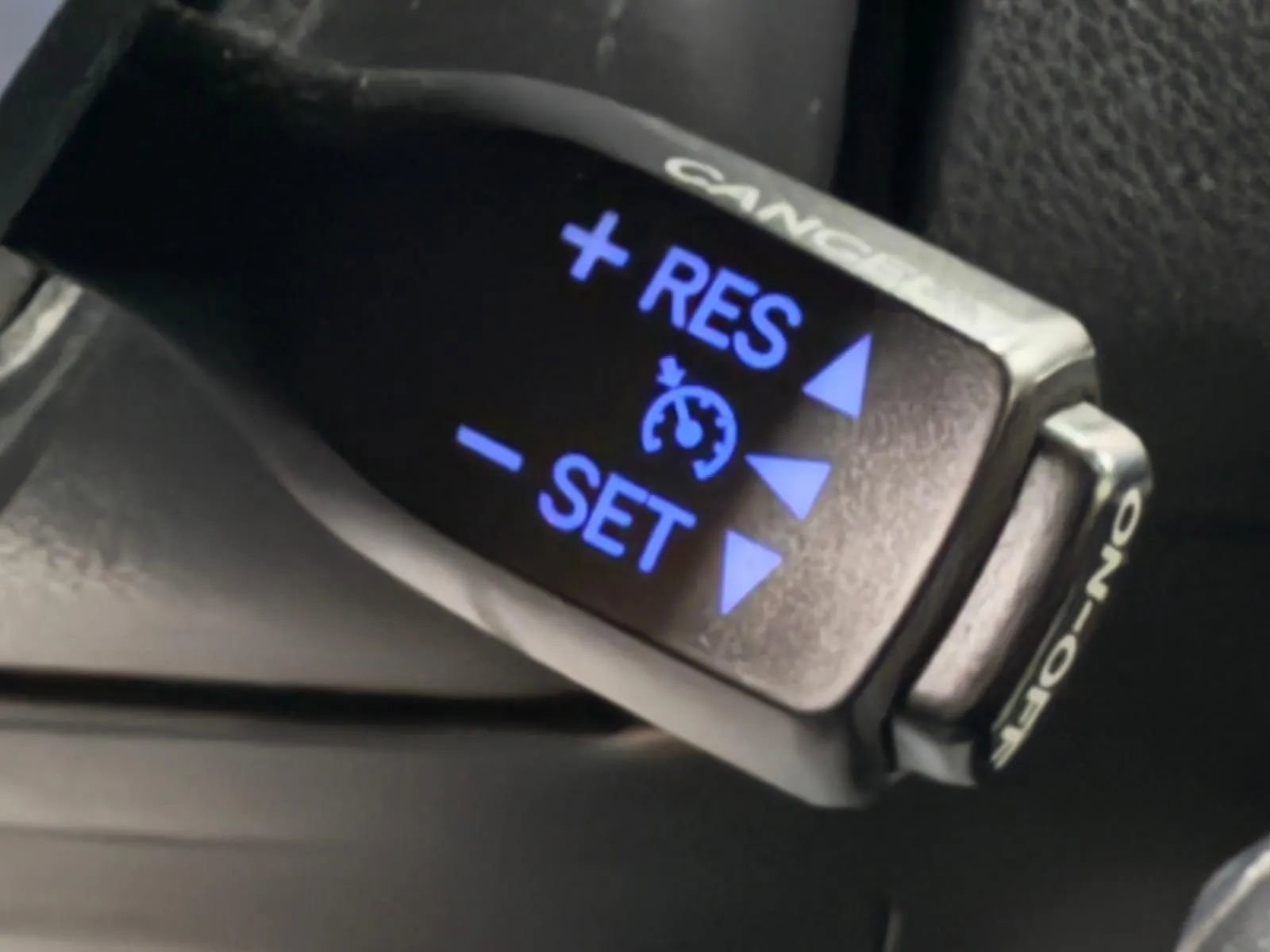 Used 2015 Toyota Highlander XLE image 42