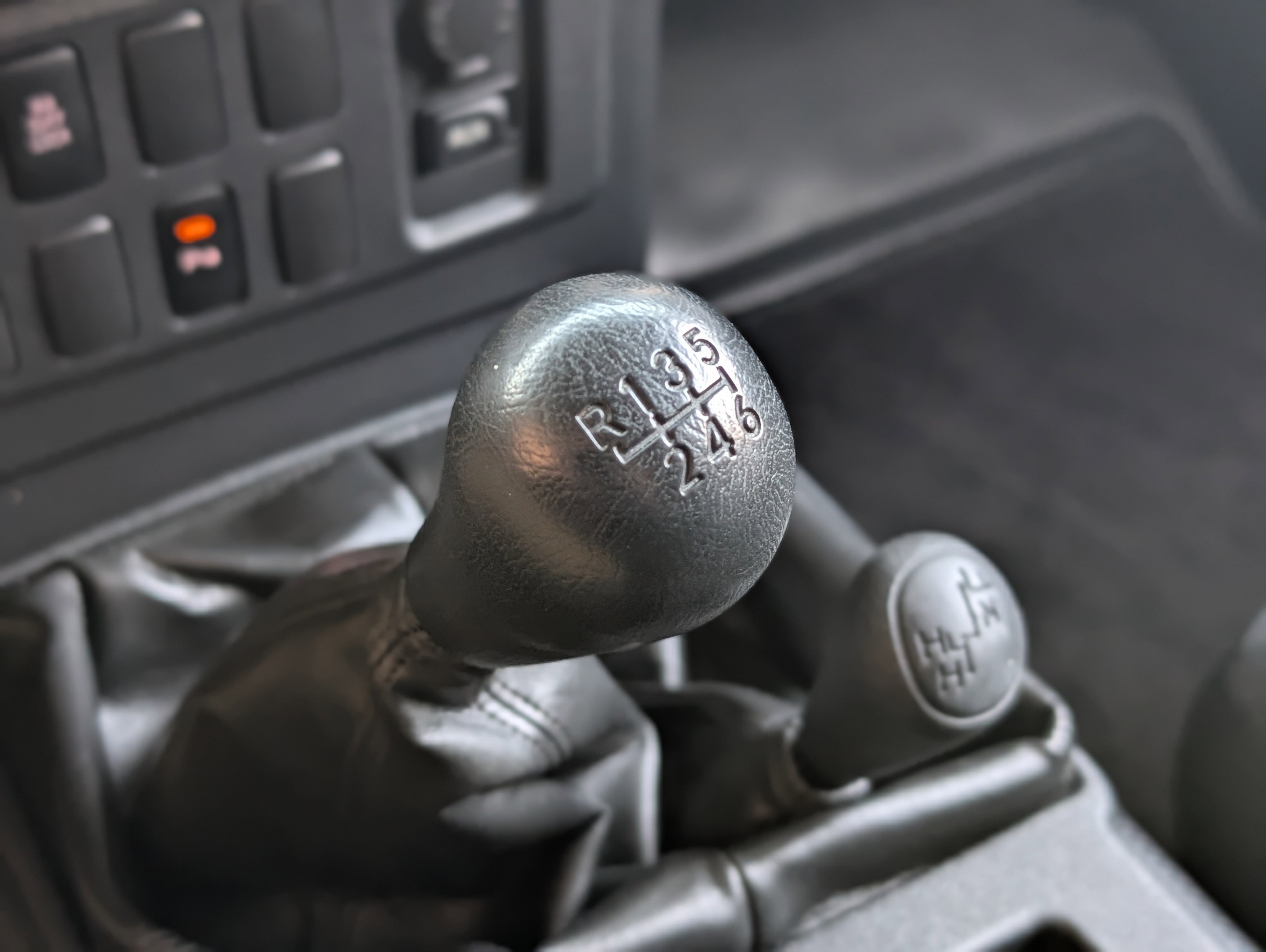 Used 2008 Toyota FJ Cruiser 4WD image 27