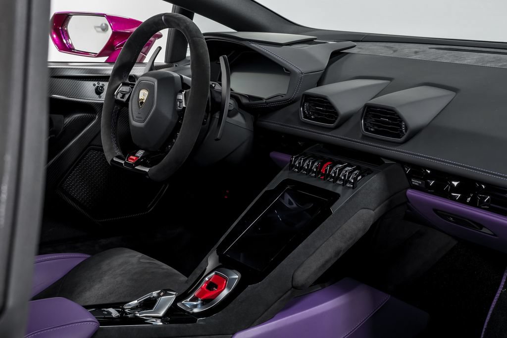 Used 2023 Lamborghini Huracan Tecnica RWD image 32