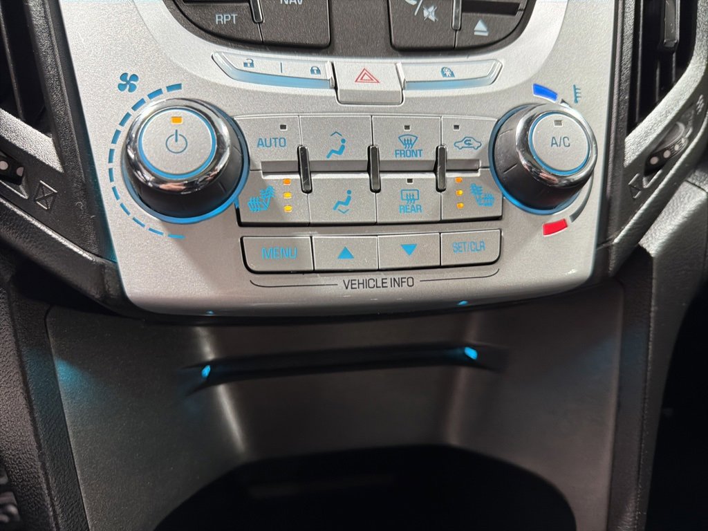 Used 2015 Chevrolet Equinox LTZ image 33