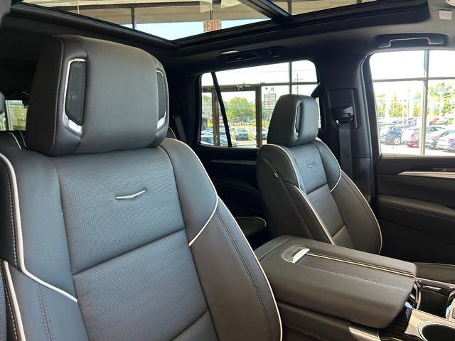 New 2025 Cadillac Escalade Premium Luxury w/ LPO, Floor Liner Package image 24