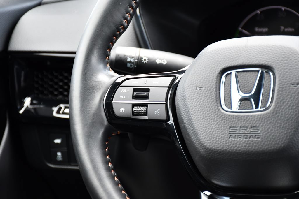 Used 2025 Honda CR-V Sport Touring image 29