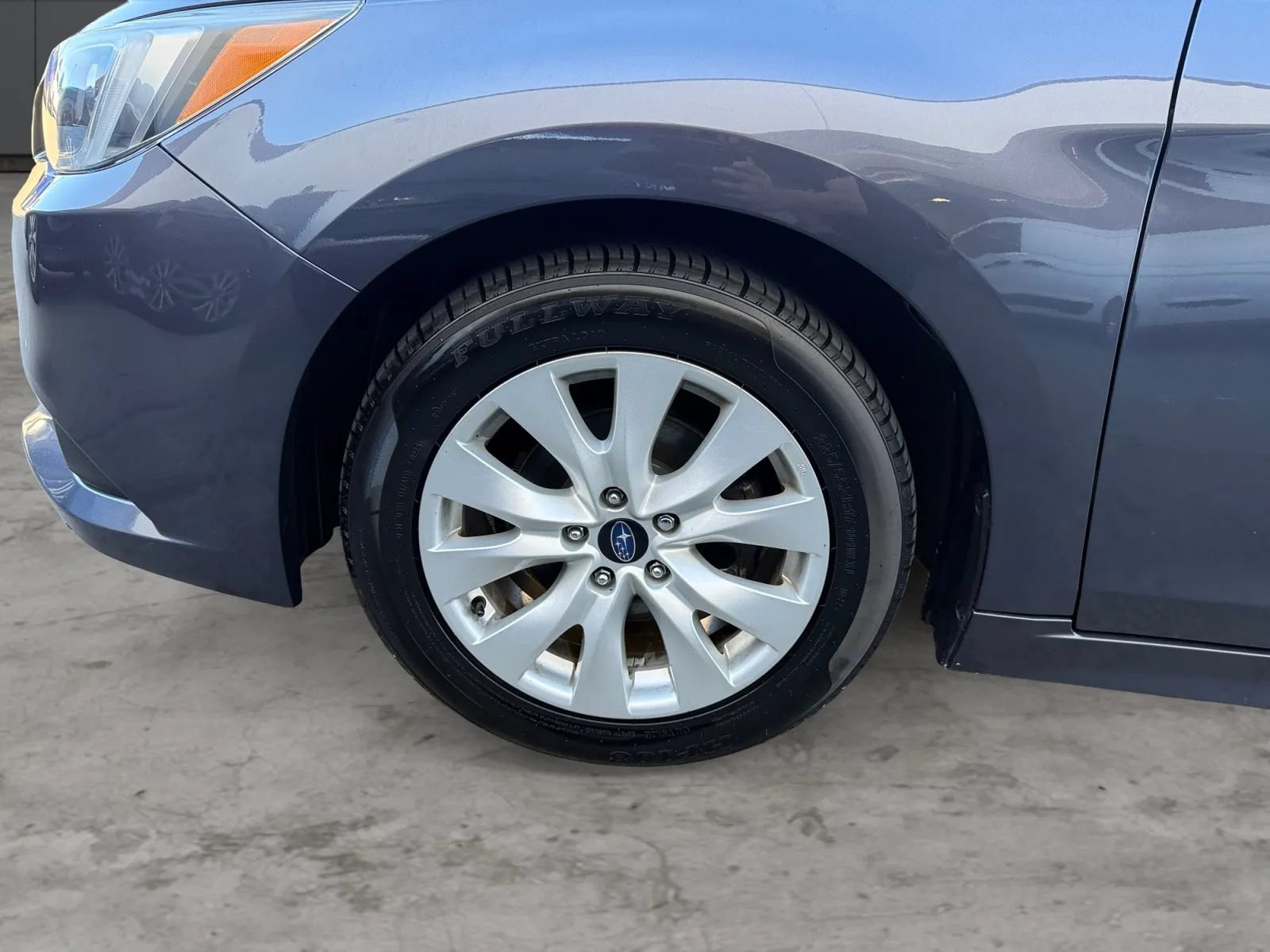 Used 2015 Subaru Legacy 2.5i Premium AWD/4WD image 43