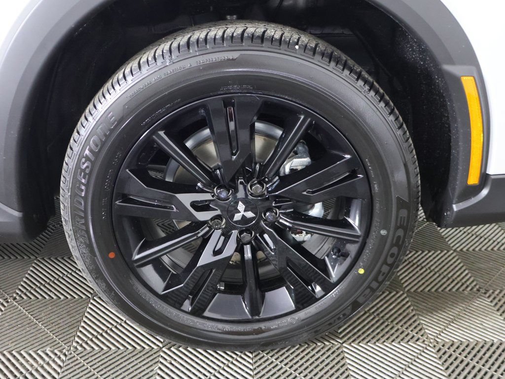 New 2026 Mitsubishi Eclipse Cross AWD image 23