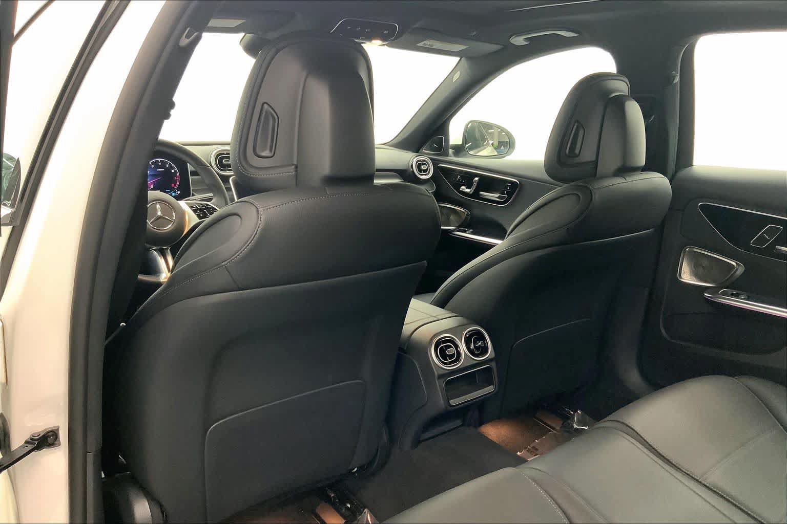 Certified 2023 Mercedes-Benz C 300 Sedan image 17