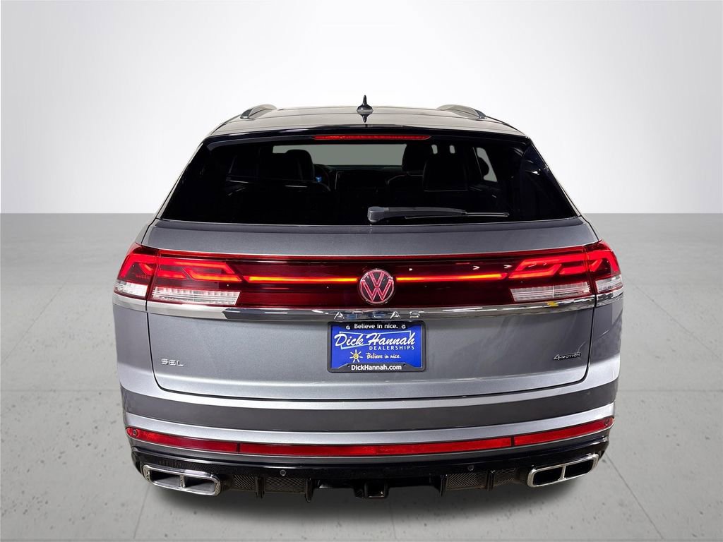 Certified 2024 Volkswagen Atlas Cross Sport SEL Premium R-Line image 7