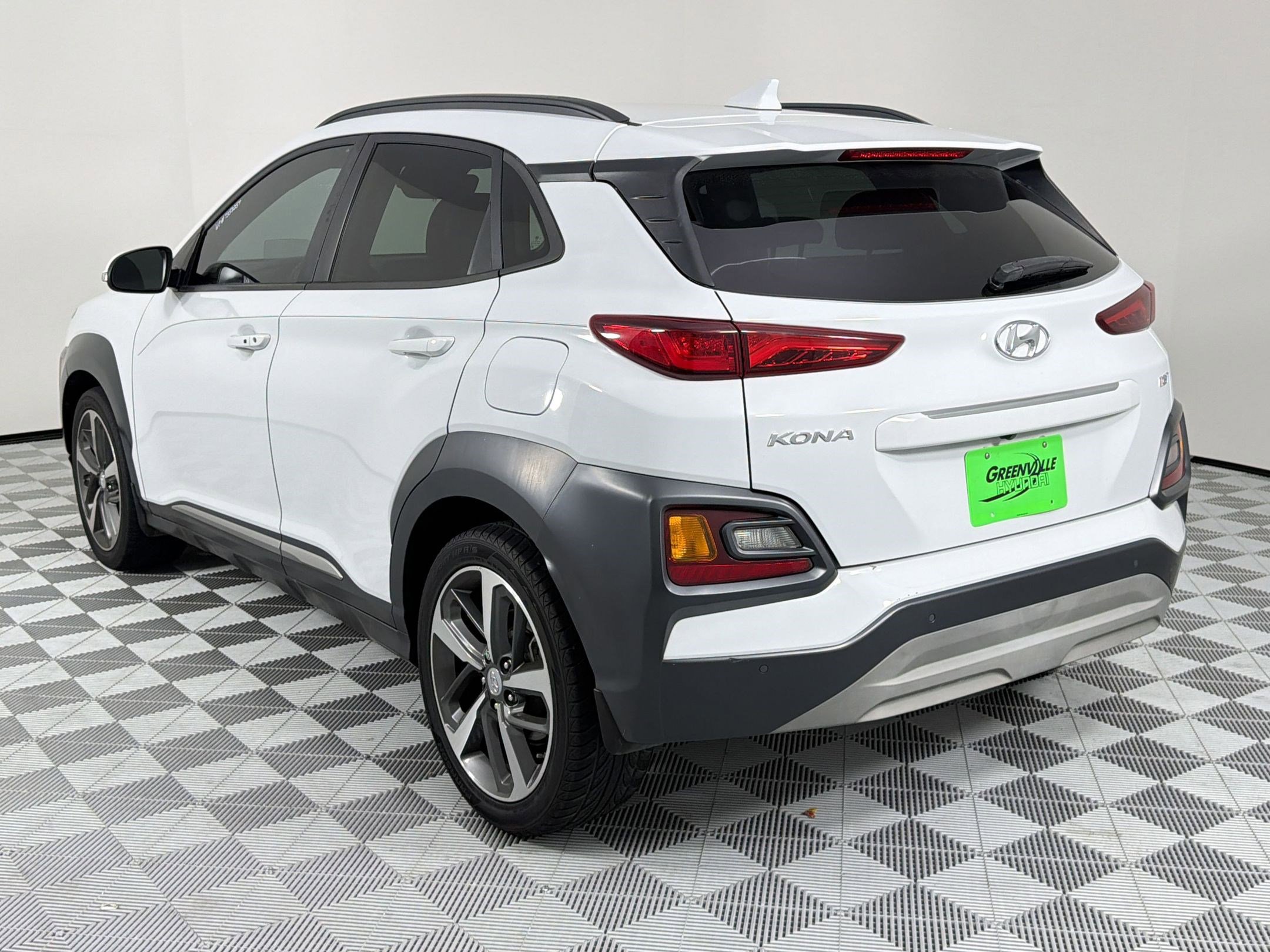 Used 2021 Hyundai Kona Ultimate FWD image 3