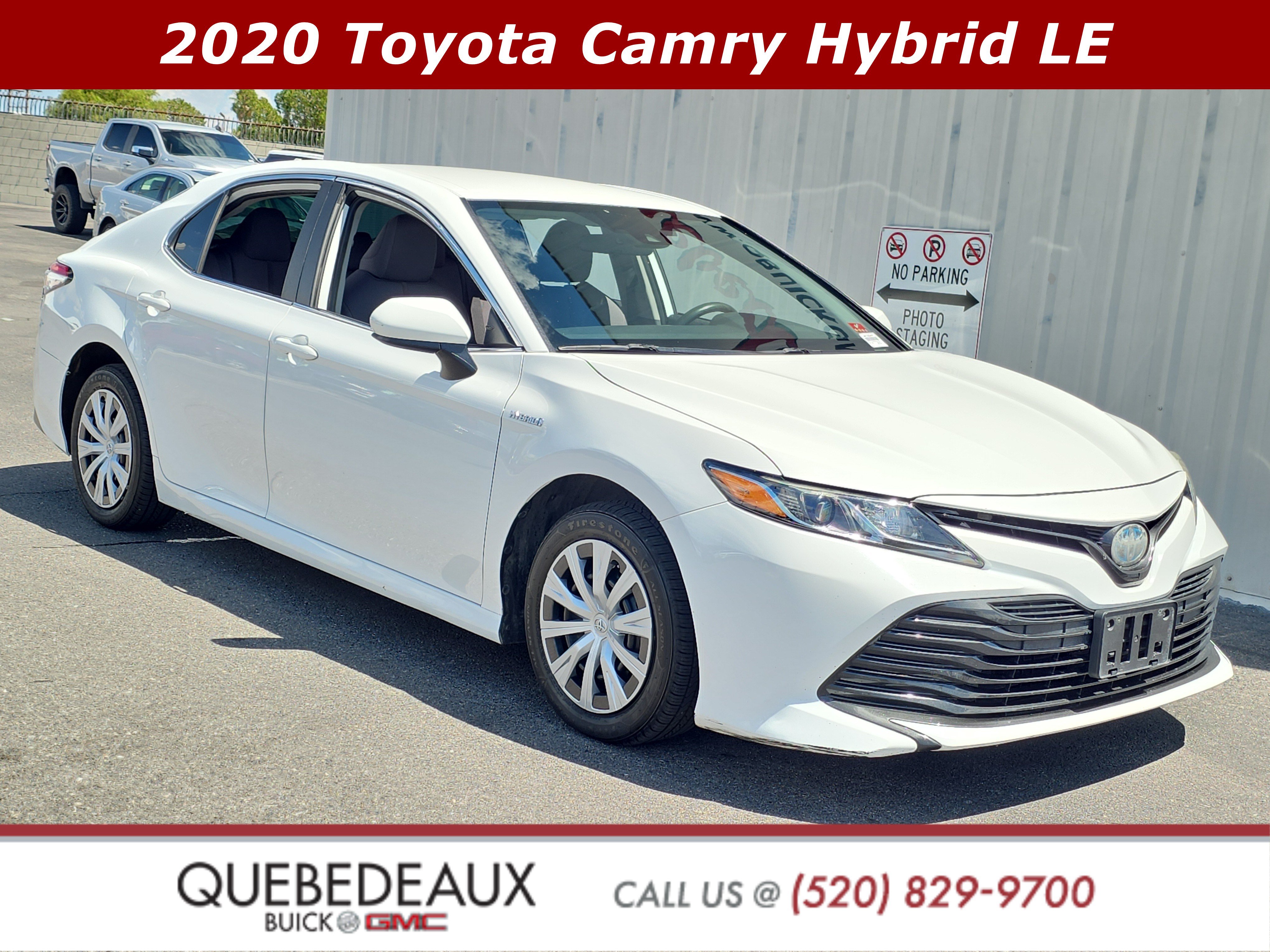 Used 2020 Toyota Camry LE FWD image 1