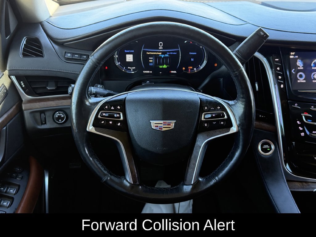 Used 2020 Cadillac Escalade Luxury RWD image 12
