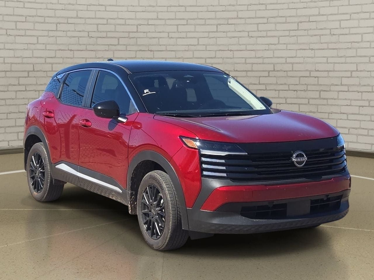 Used 2025 Nissan Kicks SV FWD image 3