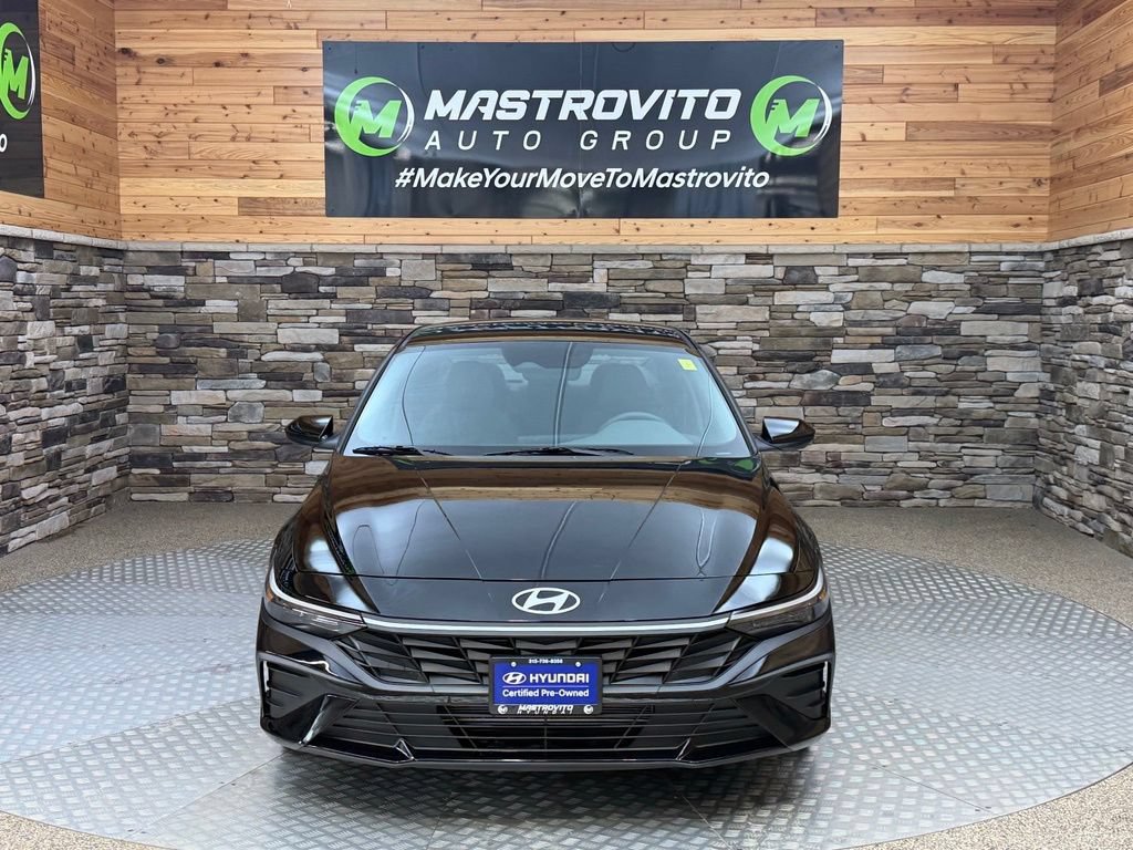 Used 2024 Hyundai Elantra SEL FWD image 7